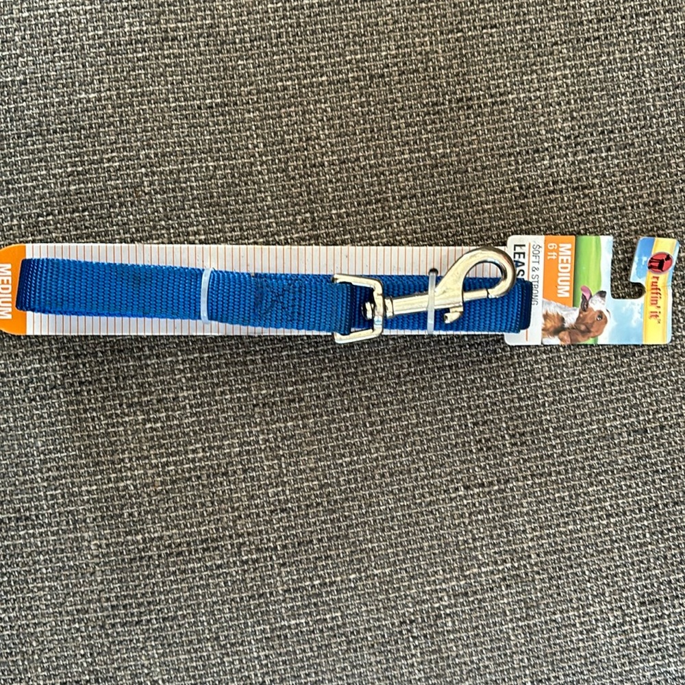 Ruffin ut medium dog leach blue 6 ft